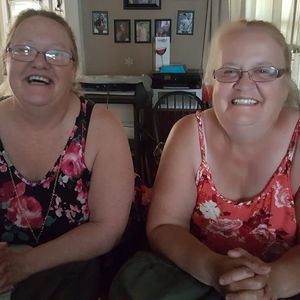 Meet your Posher, Sharon